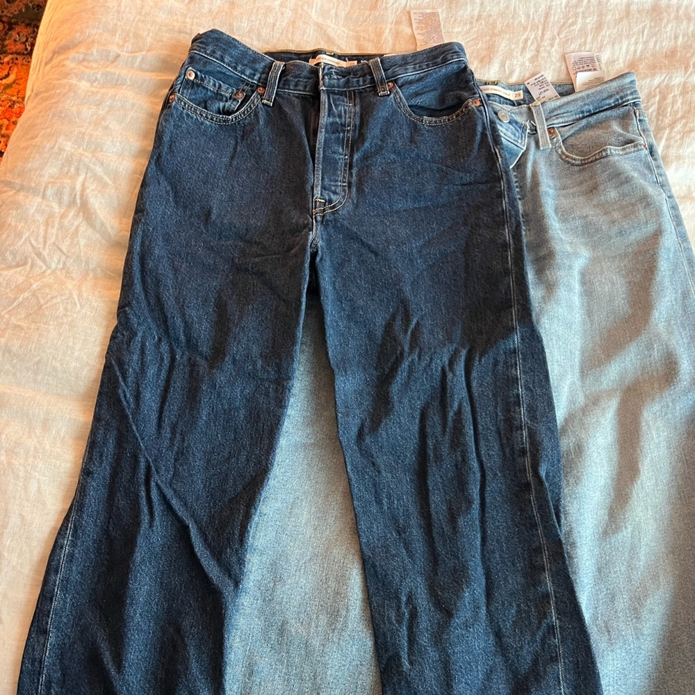 Levi’s rib cage ankle size 29 dark wash